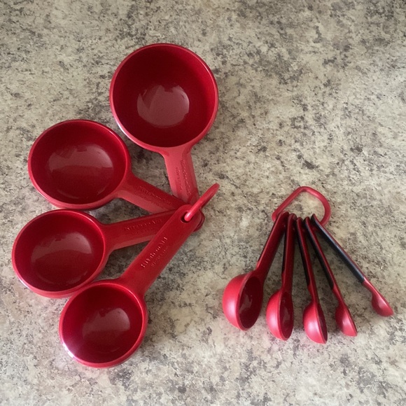 Kitchen aid 12 piece measuring cup set - Picture 5 of 6